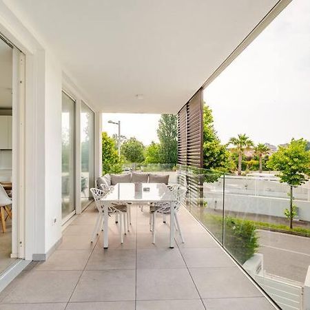 Apartment Luma With Pool ลิโดดิเยโซโล ภายนอก รูปภาพ