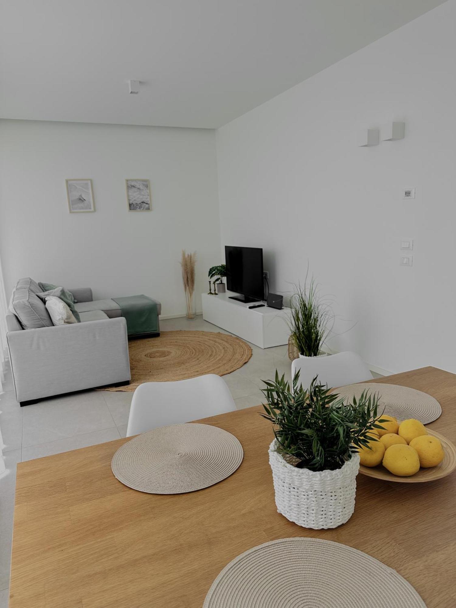 Apartment Luma With Pool ลิโดดิเยโซโล ภายนอก รูปภาพ